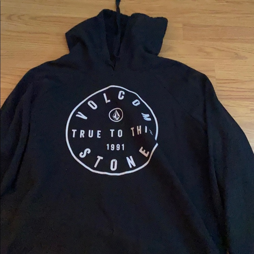 Volcom hoodie